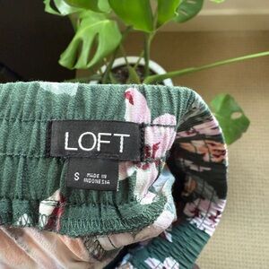 LOFT Kids Green Floral Shorts